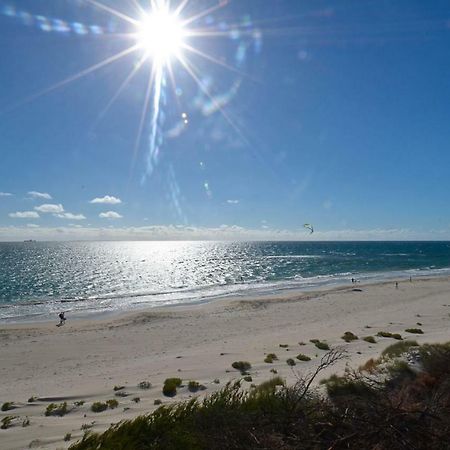 Cottesloe Beachfront Ocean View Apartment Perth Exterior foto